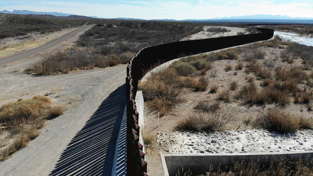 Corte de Apelaciones avala uso de fondos militares para muro fronterizo en Texas