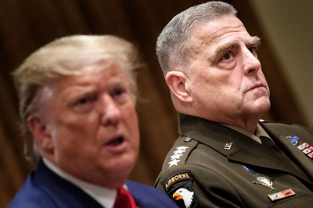"¡No estoy a cargo!": a gritos un general le explicó a Trump que los militares no controlan manifestaciones