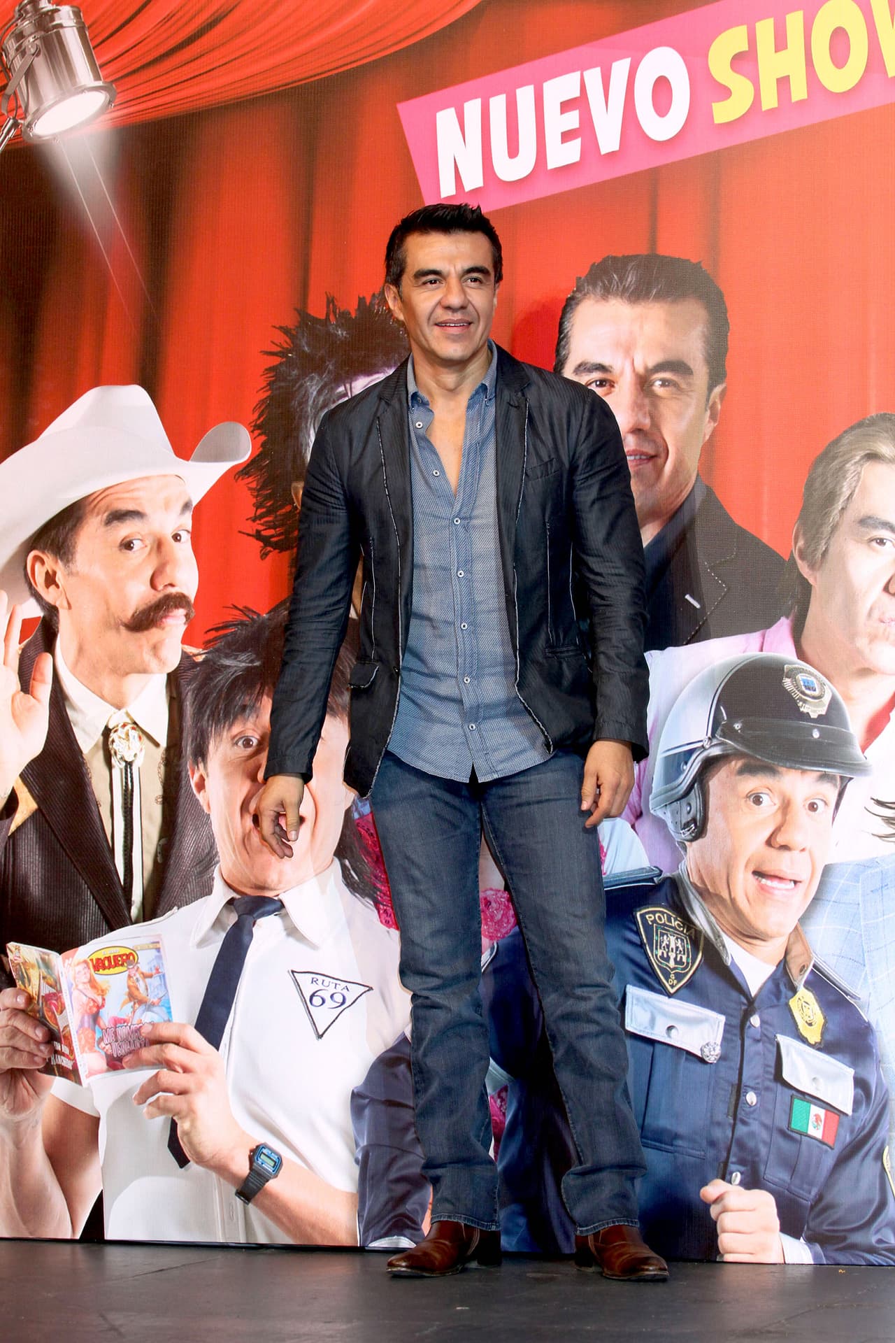 Realizó una gira con un show en donde presenta a nuevos personajes como ‘Paulo’ y el ‘Clown’.