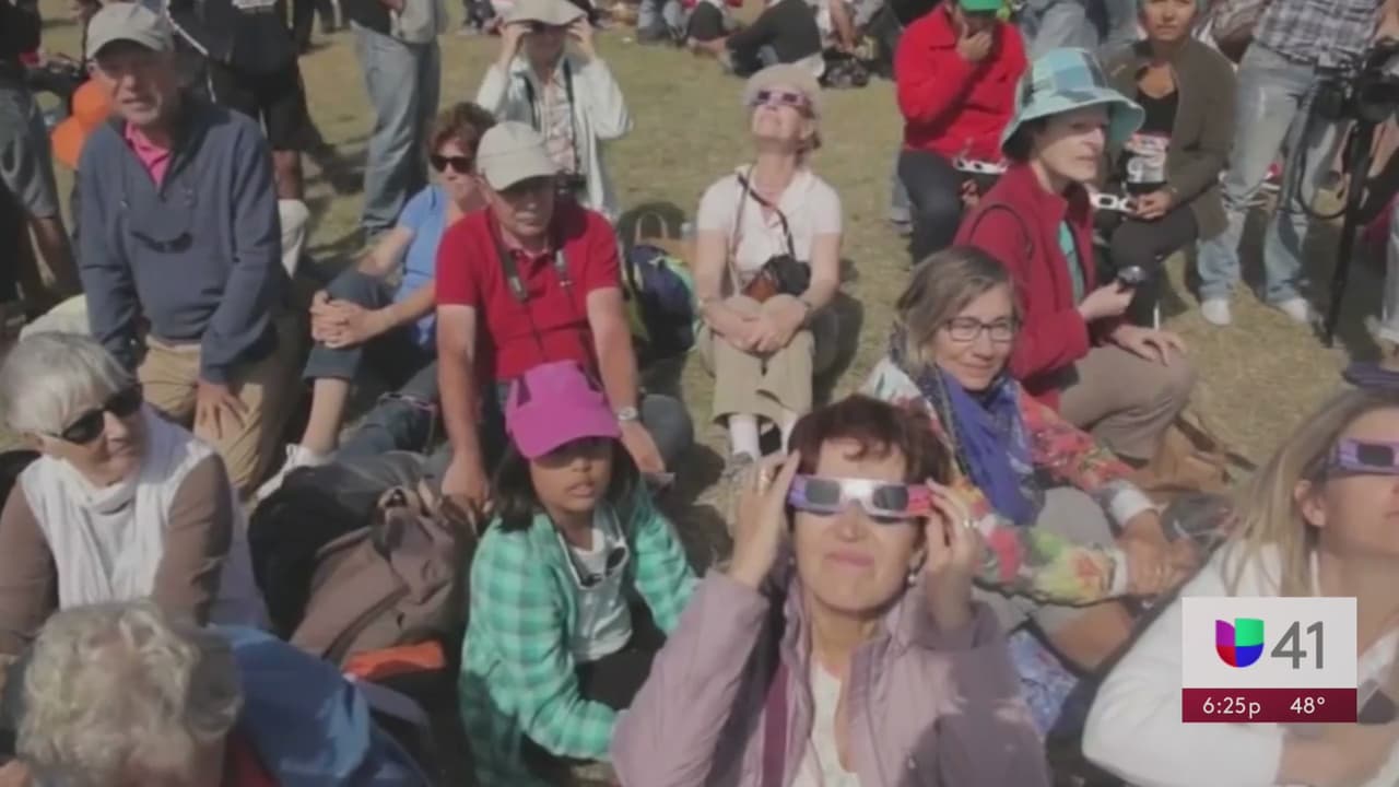 Autoridades de Nueva York advierten por estafas al momento de separar hoteles, o contratar viajes para ver el eclipse de este lunes.