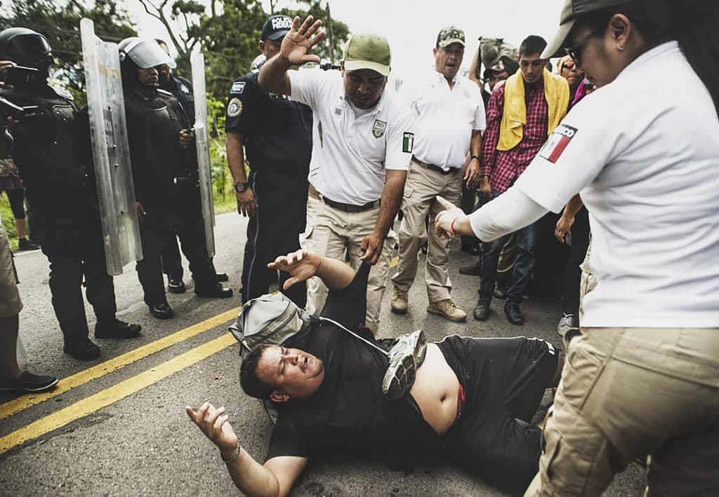 La nueva caravana de migrantes solo duró 14 horas. El Instituto Nacional de Migración (INM) aseguró en un comunicado que la institución respetó los derechos humanos de los inmigrantes y establecieron un “diálogo”. Organizaciones defensoras de derechos humanos aseguraron que las fuerzas gubernamentales actuaron con violencia ante los extranjeros incluyendo mujeres y niños. 
<br>