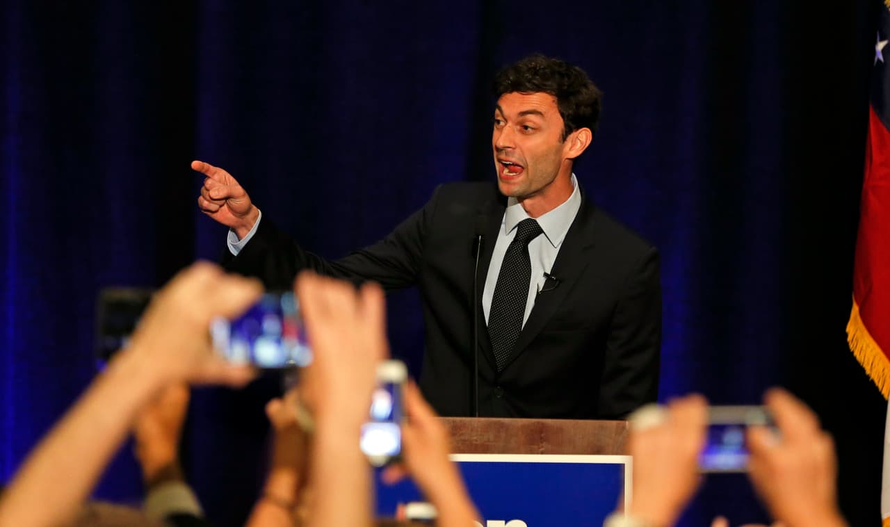 El demócrata Jon Ossoff da un golpe electoral (insuficiente) a Trump en Georgia