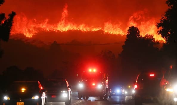 La temporada de incendios apenas comienza y múltiples conflagraciones de rápida propagación ya alertan a las autoridades y confirman la advertencia de los expertos a principios del año sobre una peligrosa temporada de incendios.