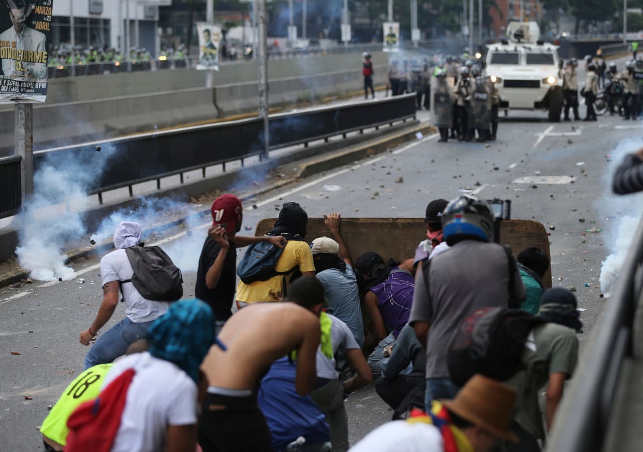 El reality venezolano de la conspiración que se nutre de confesiones "bajo tortura"