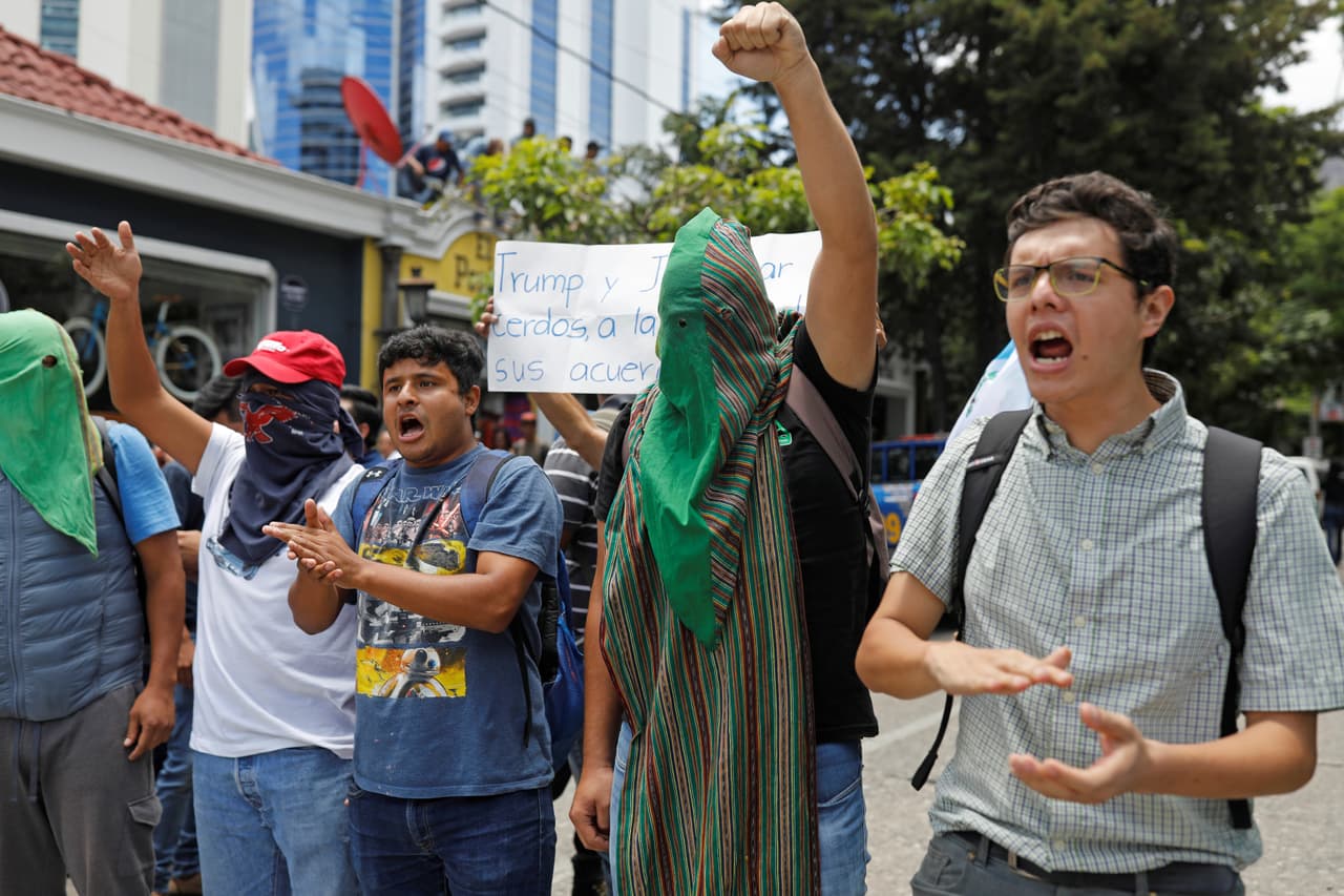 Los agujeros legales del acuerdo de 'tercer país seguro' entre Estados Unidos y Guatemala