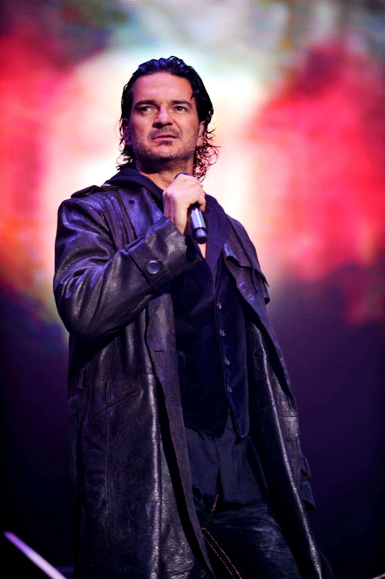 En la actualidad, Ricardo Arjona sigue cosechado grandes exitos en el mundo musical; sus más recientes álbumes titulados 'Blanco' (2020) y Negro' (2021) fueron bien recibidos por el público.