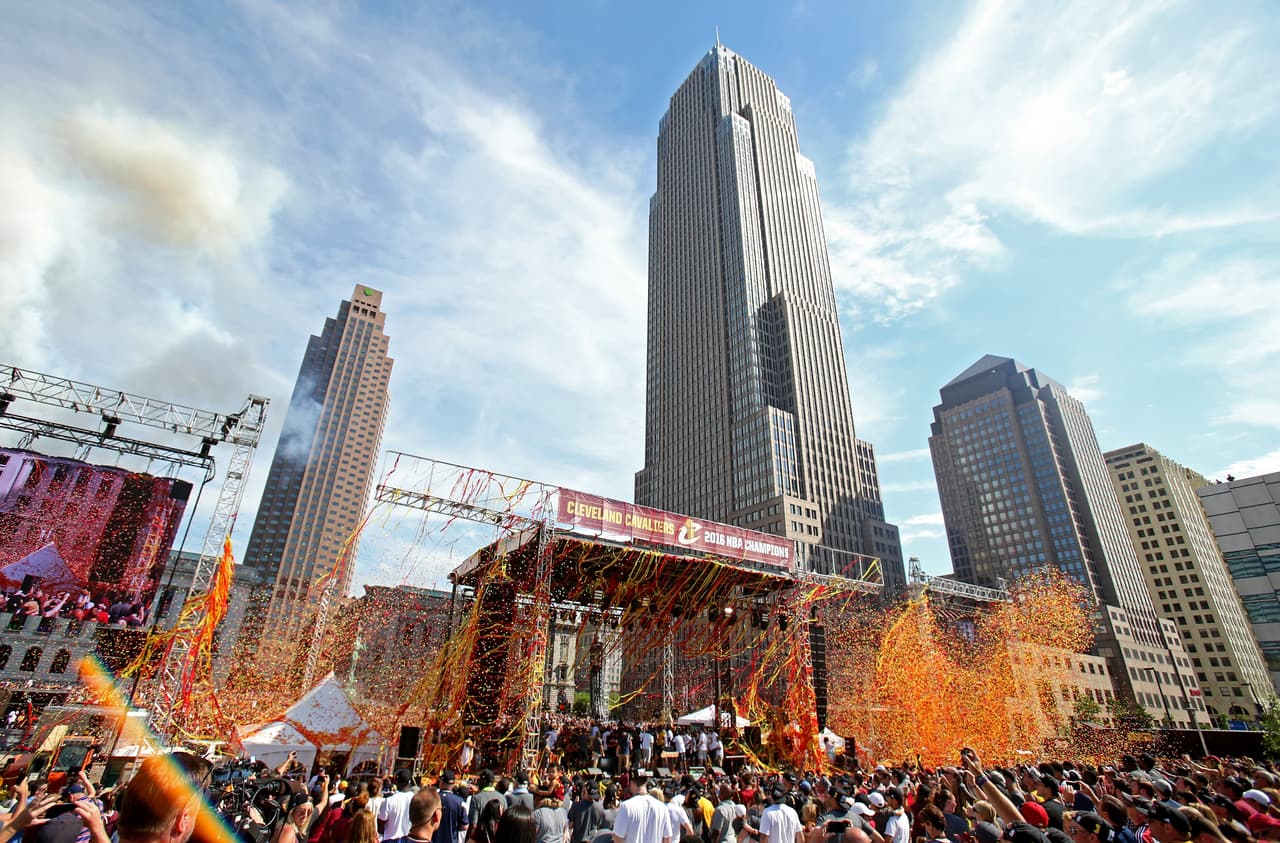 <b>Puesto 19. Cleveland Ohio.</b>
<br>
<br>Entradas ilegales para cometer robos en 2019: 1,129 por cada 100,000 habitantes.
<br>
<br>Porcentaje del total de este tipo de crímenes en el estado: 9.8% de 32,521.
<br>
<br>Tasa de pobreza en 2019: 32.7 %.
<br>
<br>Tasa de desempleo en 2019: 5.2%.
<br>
<br>El FBI define este crimen como como "la entrada ilegal de una estructura para cometer un delito grave o un robo". Es el segundo delito contra la propiedad más frecuente, detrás del asalto o hurto. 
<br>