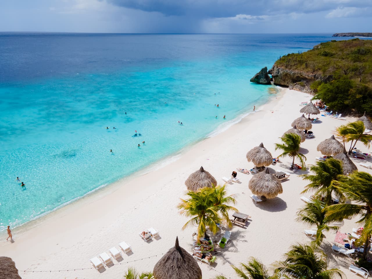 <h3 class="cms-H3-H3">12. Curaçao</h3>
<br>
<br>➡️ 
<b>Porcentaje de población nacida en otro país: </b>34.86%
<br>
<br>➡️ 
<b>Total de población inmigrante: </b>57,210
<br>
<br>➡️ 
<b>Población: </b>164,100
<br>