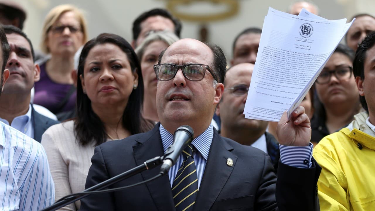 El chavismo da un fujimorazo sin tanques en Venezuela y desafía a la OEA