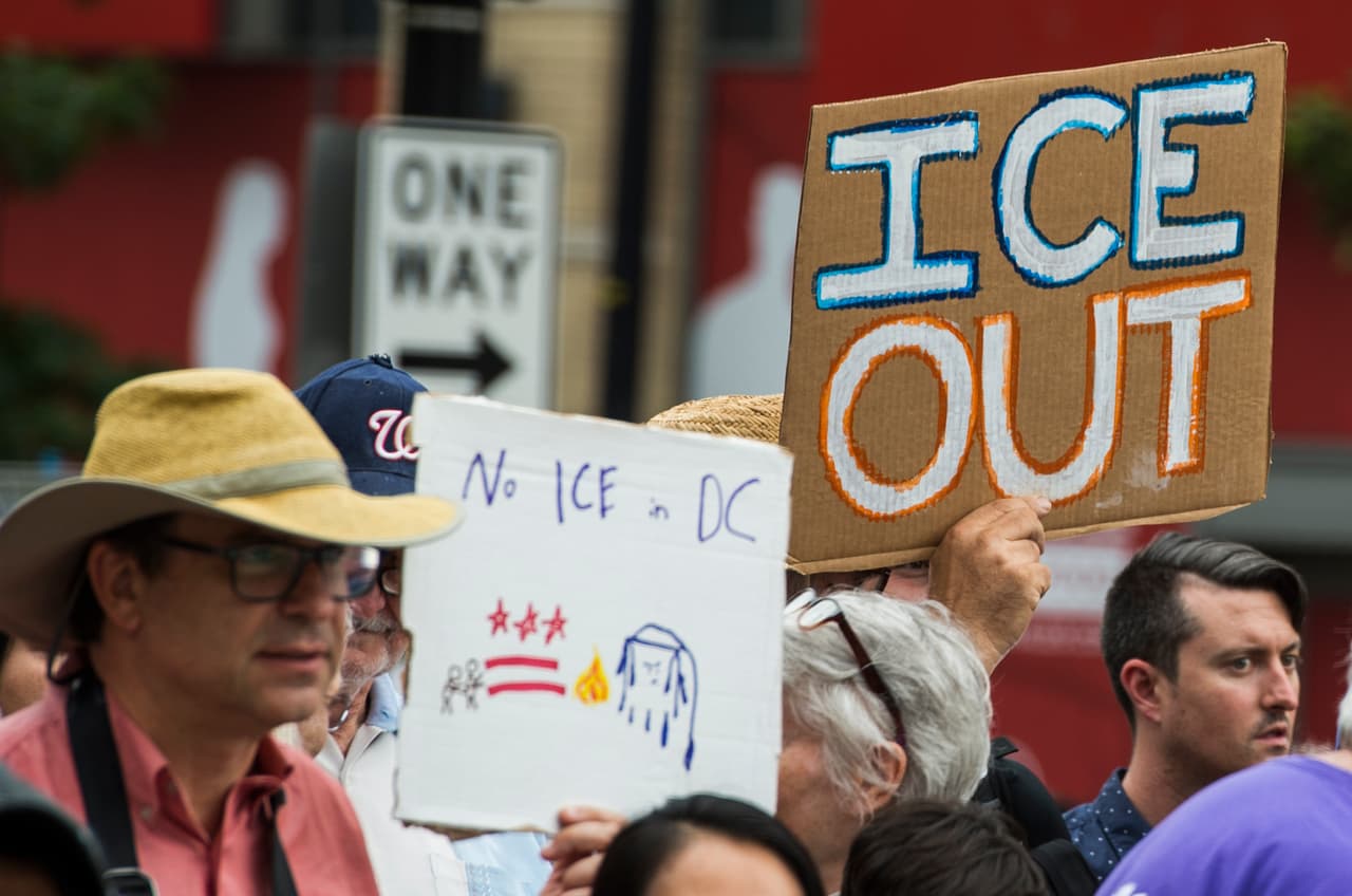 ICE guarda silencio sobre ley que prohíbe arrestos en los tribunales de Nueva York