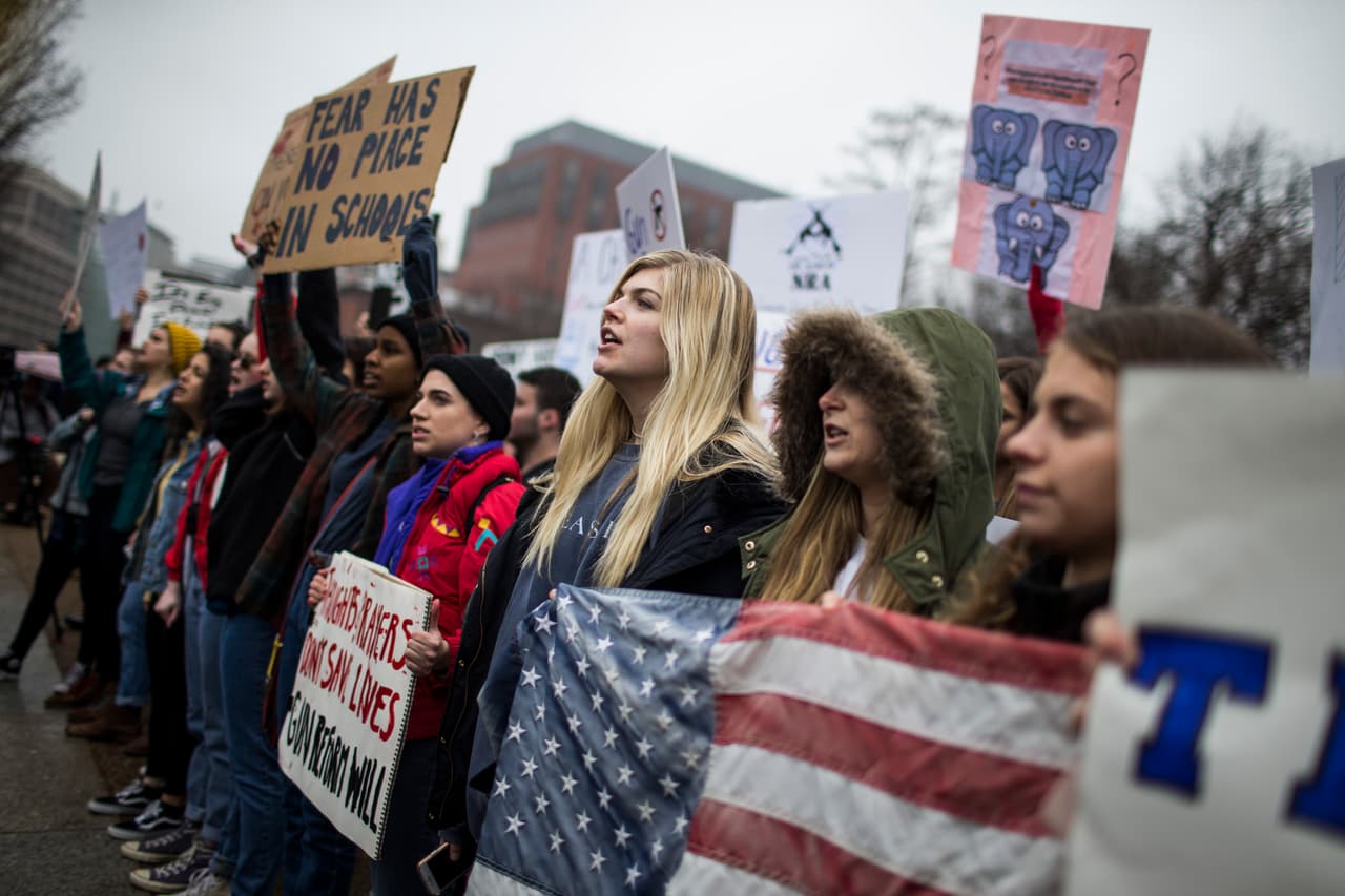La manifestación se suma al movimiento antiarmas encabezado por estudiantes sobrevivientes de la matanza de Parkland, Florida, quienes convocaron a la 'Marcha por nuestras vidas' el próximo 24 de marzo.