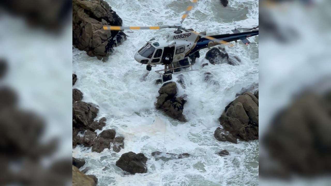 Se enviaron varios helicópteros al lugar para ayudar en el rescate, según Cal Fire.
<br>