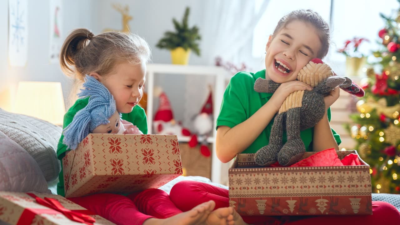 ¿Cuántos regalos debes dar a los niños?: Sigue la regla de los 4 obsequios