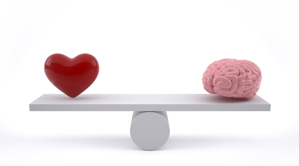 <b>Libra</b>
<br> 
<b>Desarrolla tu equilibrio personal</b>
<br> Eres sociable por naturaleza y en general tus relaciones con los demás son estupendas. Hay quienes piensan que les hace falta algo que en realidad no es esencial, ni necesario, y sucumben a la publicidad comercial o se orientan según las ideas de otros siendo así manipulados y llevados de un lado a otro.
<br>