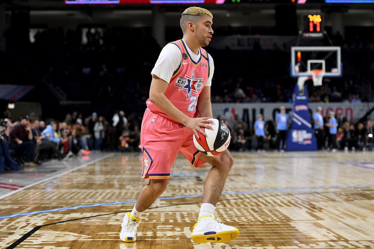 <b>Bad Bunny</b> anunció la alianza con Rimas Sport, una agencia deportiva para impulsar a los talentos latinos, y llevarlos a alcanzar su máximo potencial dentro y fuera del campo.