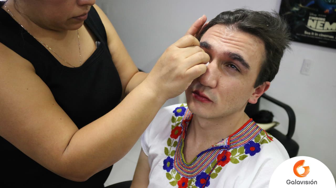 José Miguel Pérez tuvo que transformarse una vez más en la abuela Lupe.