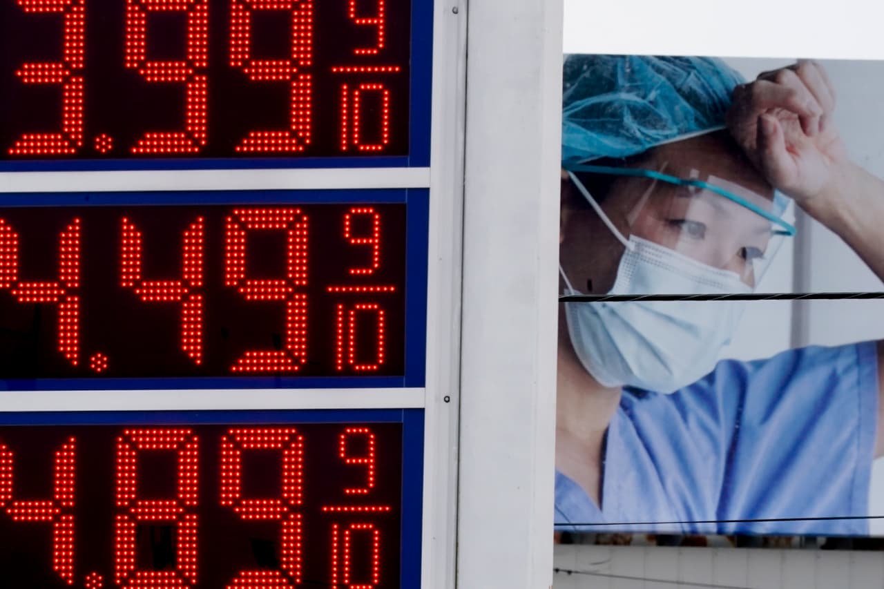 Los altos precios de la gasolina: el nuevo dolor de cabeza para Biden y los demócratas