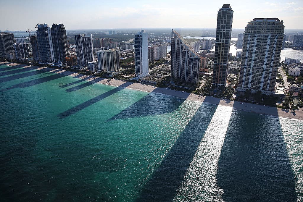 El mercado inmobiliario de Florida en crisis: ¿a qué se debe la caída de las ventas?
