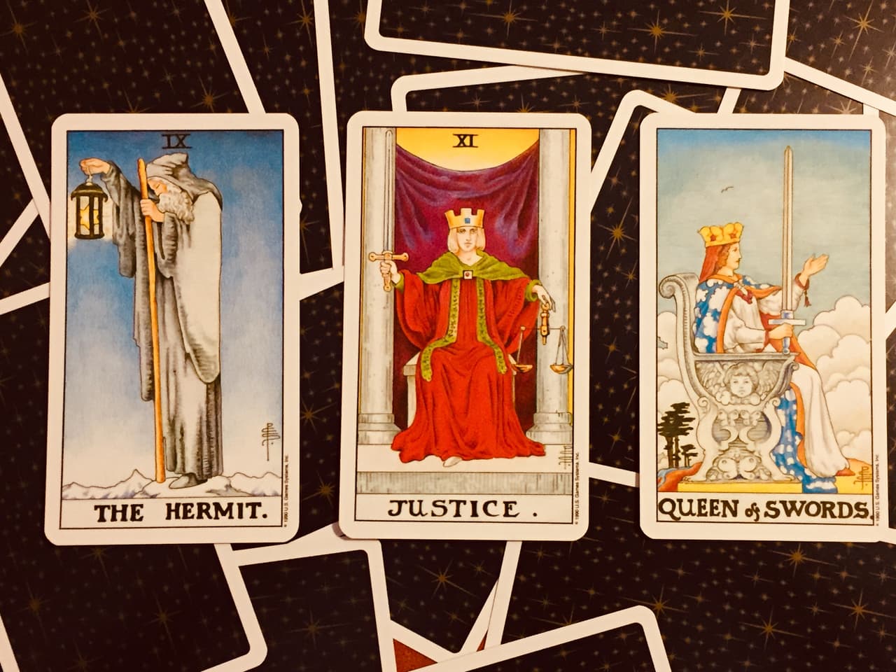 Por eso en sí es una carta positiva. Vas a conseguir lo que te mereces (sea bueno o malo). El resultado puede que demore, pues indica que todo sucederá, cuando sea el momento adecuado, siempre y cuando respetes esta ley de vida.