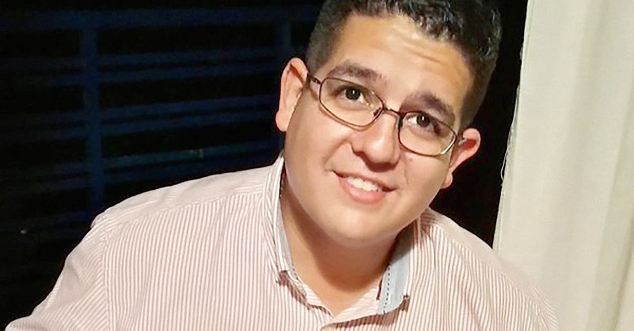 <b>Rafael González,</b> venezolano, asisitía al equipo de CNN en Español en Caracas. Fue detenido por hombres no identificados el 14 de marzo durante una cobertura periodística y desde entonces está desaparecido. Sus familiares y abogados han preguntado por él en las sedes del Servicio Bolivariano de Inteligencia Nacional (Sebin) y no han obtenido respuesta.