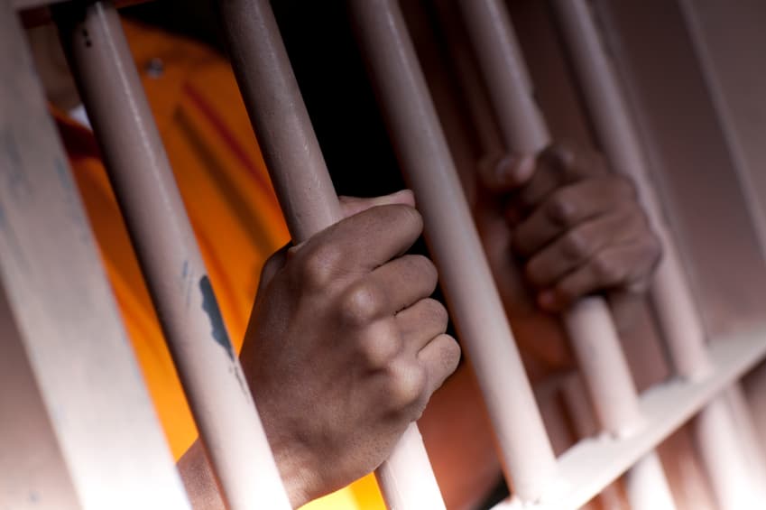 Los otros cinco presos que recibieron el indulto fueron:
<br>
<br>-
<b>Gary Lynn Dickey</b>, 42, por robo de un vehículo en 1997 (condado Washington).
<br>-
<b>Christina Marie Edgar</b>, 52, por robo en 2013 (condado Dallas).
<br>-
<b>David Anthony Mendes</b>, 46, por robo en 1994 (condado Collin).
<br>-
<b>Joe Bob Wilcoxson</b>, 76, por robo en 2013 (condado Ellis).
<br>-
<b>Joseph Edward Braithwaite</b>, 59, por evasión de impuestos en 1999.