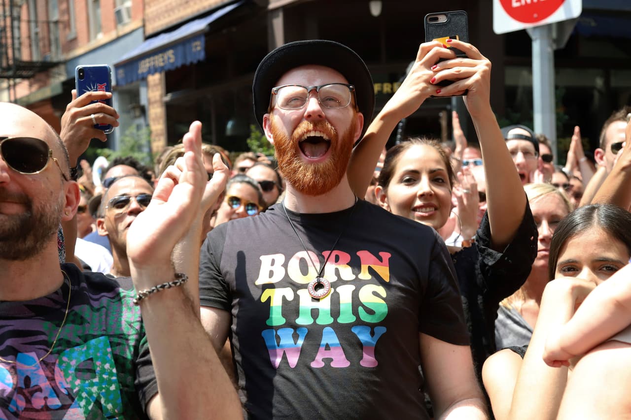 Este año, muchas actividades se han organizado en Nueva York alrededor de los festejos del orgullo para conmemorar el 50 aniversario de Stonewall, desde marchas y desfiles hasta simposios, talleres y conferencias, que están teniendo una gran acogida, con la participación de diferentes organizaciones del país y una proyección internacional.