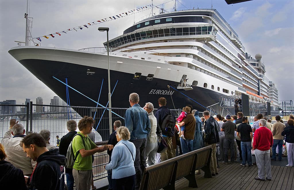 Brote de norovirus en crucero: más de 88 personas enfermas en pleno viaje en el Caribe
