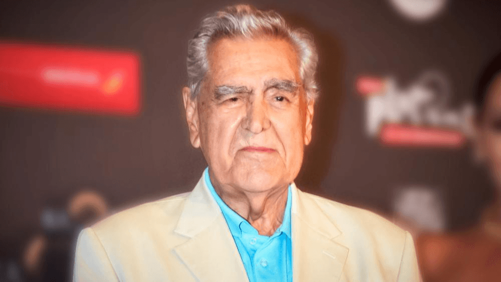 Visiblemente molesto, el actor de telenovelas como 'Amigas y Rivales' desaprobó que se diga que 
<b>su salud se ha deteriorado solo por su avanzada edad</b>.