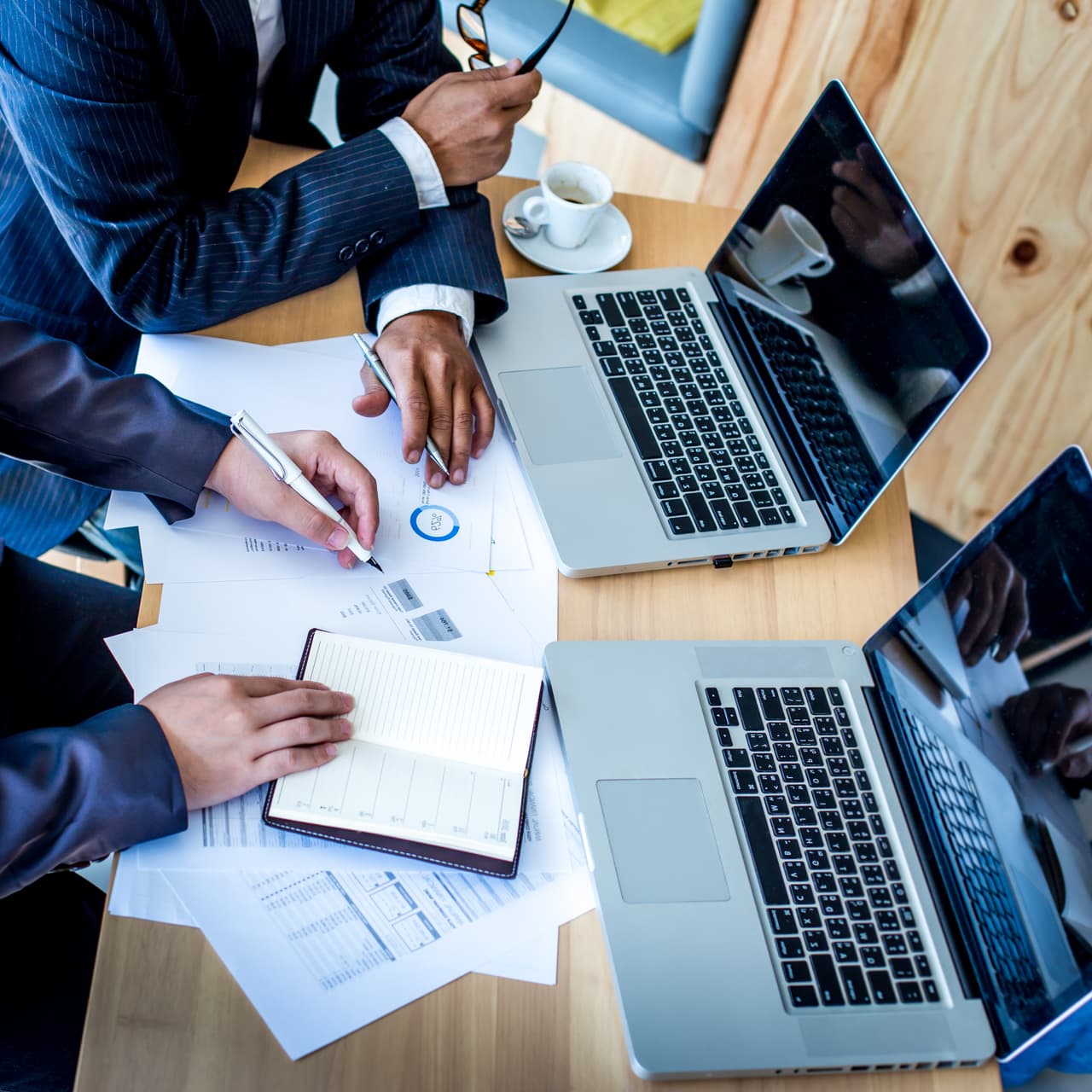 Además, se utilizarán 500 millones de dólares en nuevas ayudas “para crear oportunidades para los trabajadores que perdieron sus trabajos durante la pandemia”, según el 
<a href="https://www.gov.ca.gov/2021/07/13/california-roars-back-governor-newsom-highlights-immediate-relief-for-californians-as-part-of-largest-economic-recovery-package-in-state-history/" target="_blank">comunicado</a>.
