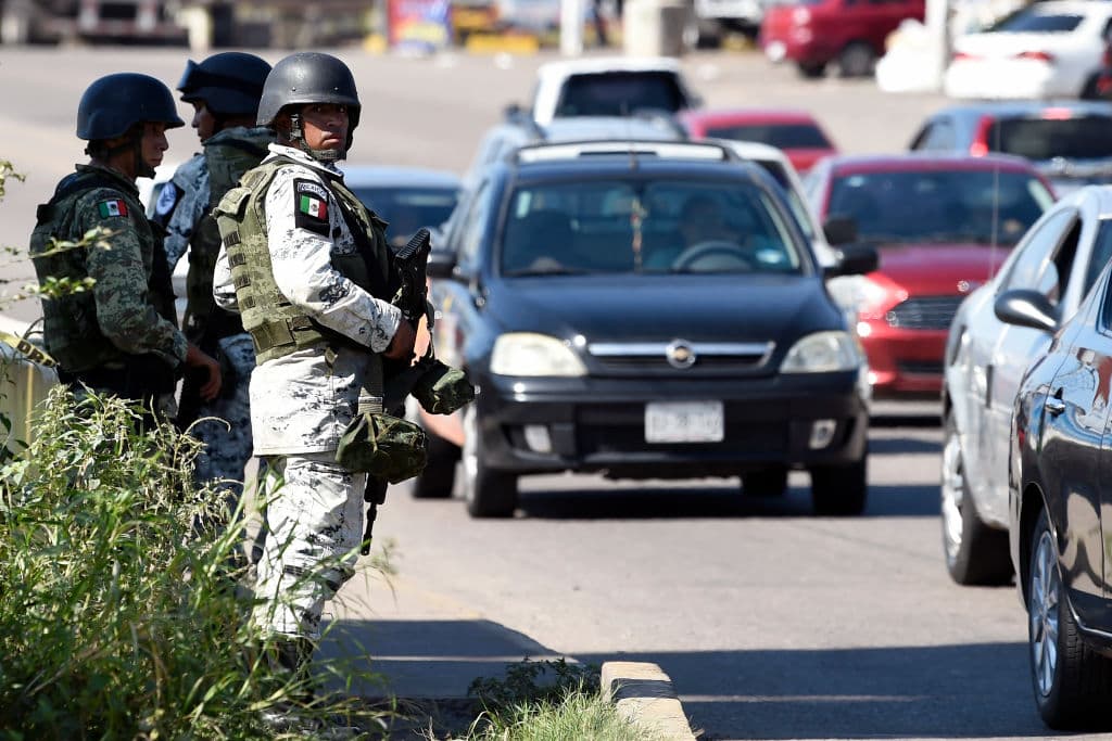 La 
<b>Ciudad de México es la cuarta entidad con mayor presencia de grupos del narcotráfico, con 20</b>. En la capital del país, Roa encontró presencia de los Caballeros Templarios, los Beltrán Leyva, los Zetas y el cartel de Sinaloa, entre otros.
<br>