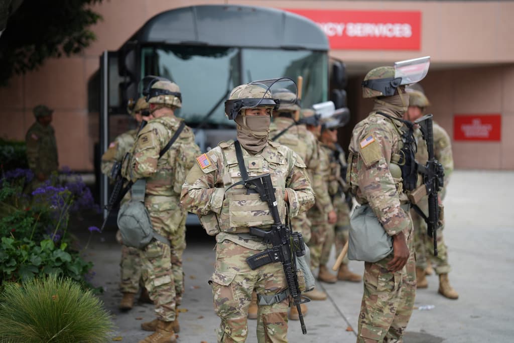 La presencia de la Guardia Nacional se ha concentrado en el centro de Los Ángeles. El gobernador de California, Gavin Newsom, advirtió que trata de una "provocadora demostración de fuerza".