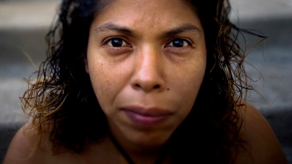 Bernadette Ortiz, de 34 años, recientemente dio a luz a su quinto hijo, del cual se embarazó en la carpa donde vive con su prometido en San José, California.