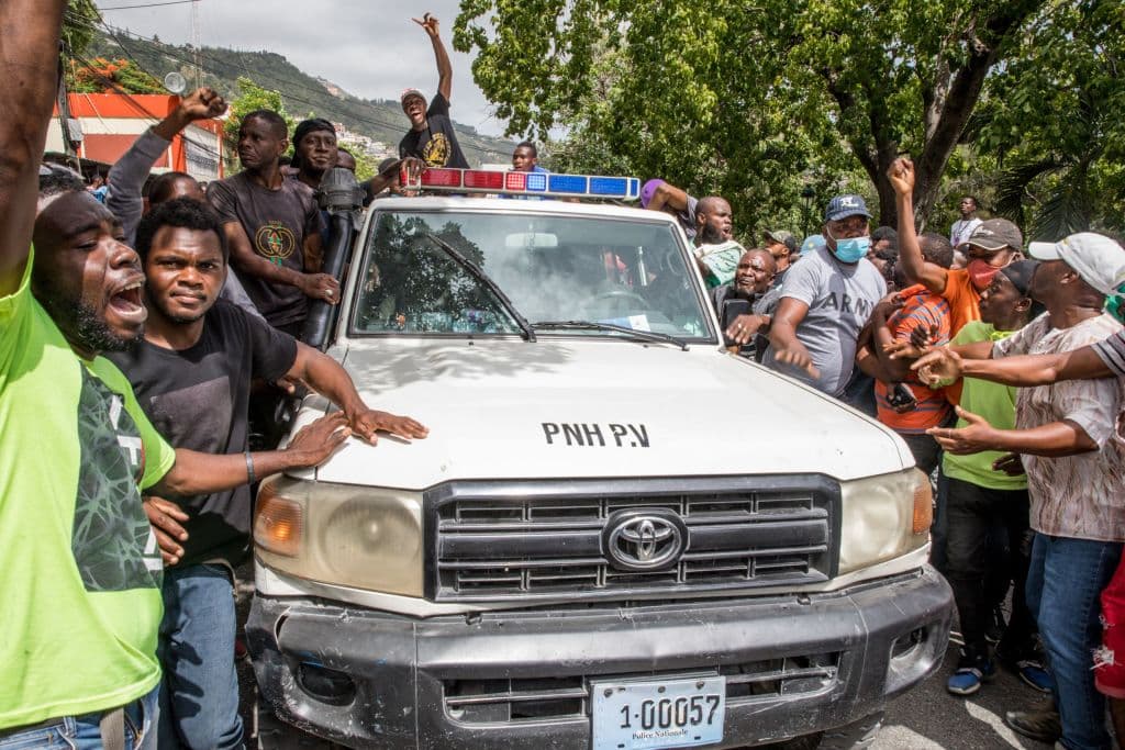 Aunque el presidente Moise no era considerado un líder popular, y de hecho su mandato estaba plagado de críticas sobre su legitimidad, muchos ciudadanos han salido a las calles a expresar su indignación por el magnicidio.