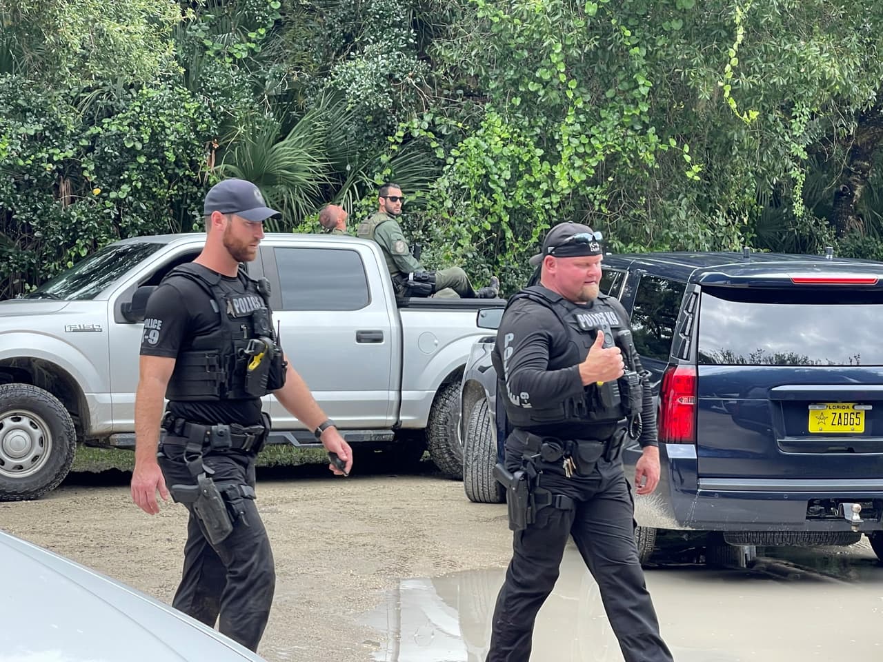 Según un reporte de CNN, el FBI dijo que la búsqueda de Petito incluyó estudios de terreno que se estaban llevando a cabo en el Parque Nacional Grand Teton con el Servicio de Parques Nacionales, la Oficina del sheriff del Condado de Teton y la policía de Jackson, Wyoming.