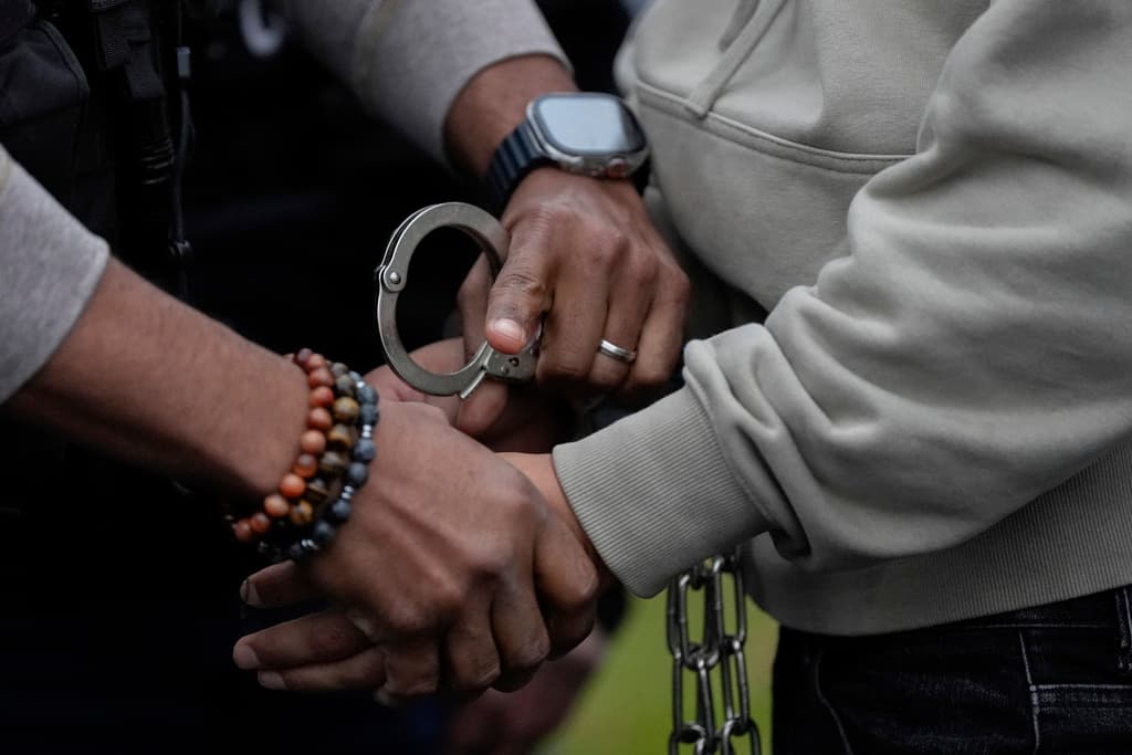 Corte de apelaciones ratifica la orden que exige al gobierno de Trump "facilitar" el regreso de Daniel Lozano-Camargo, el joven venezolano deportado por error a El Salvador 
