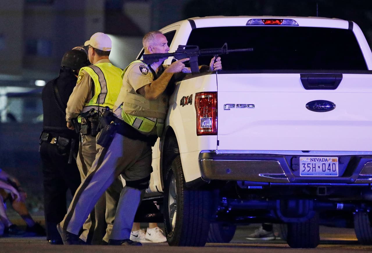 Las autoridades policíacas de Las Vegas creen que se trató de un solo atacante, que actuó por cuenta propia.