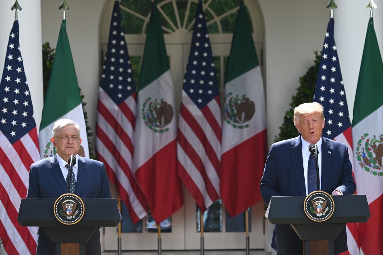 “Hay en nuestras relaciones des y agravios que todavía no se olvida, pero hemos establecido acuerdos de cooperación y convivencia”, dijo López Obrador al finalizar la reunión.