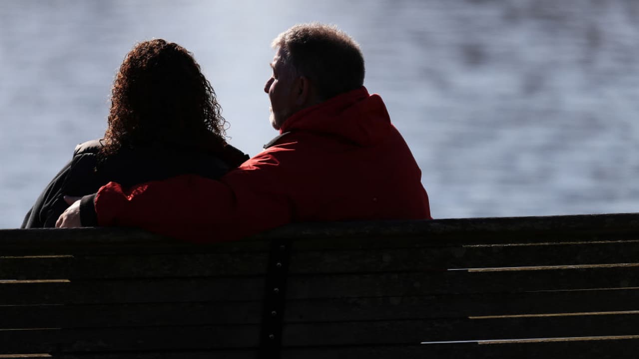 ¿Sientes que desarrollaste una codependencia hacia tu pareja durante la pandemia? Una experta te aconseja