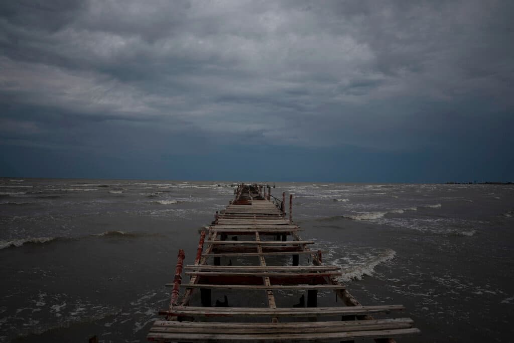 De acuerdo con la agencia Efe, muchas de las personas que dieron su testimonio aseguraron que se trataba del peor fenómeno meteorológico que habían sufrido, a pesar de que Pinar del Río es una zona frecuentemente afectada por huracánes. 
<br>
<br>Tres huracanes de categoría tres han afectado Cuba en los últimos 20 años.