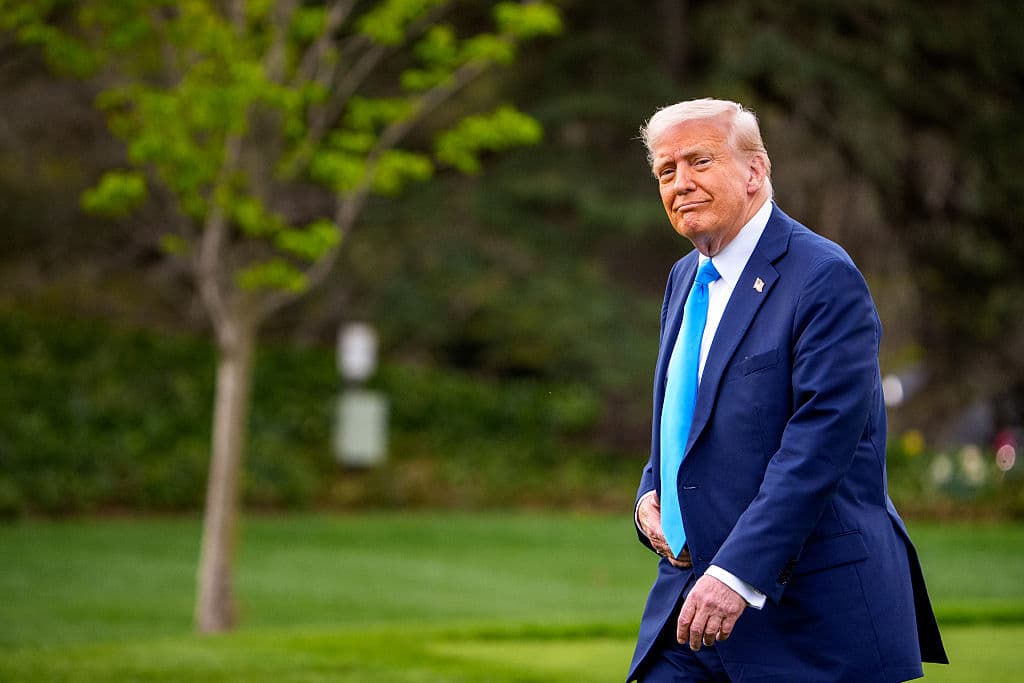 La Constitución dice que Trump no puede optar a un tercer mandato: ¿a qué fórmulas se refiere el presidente?
