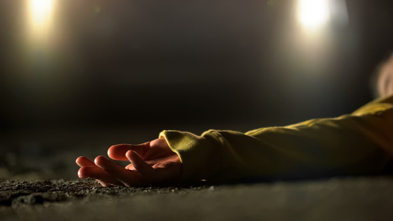 Quería dejarla para irse con su amante: hombre mata a su esposa embarazada tras hacer una lista de pros y contras sobre su relación 