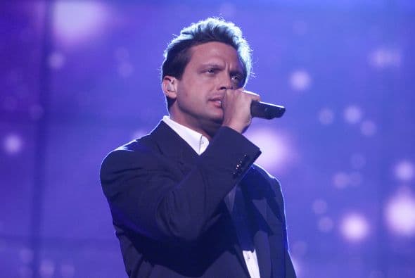 3. En 2001 Luis Miguel fue una de las estrellas que sorprendió con su presencia.