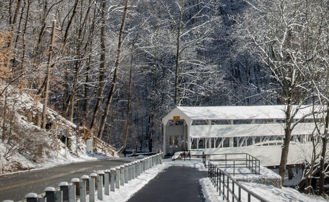 <h3 class="cms-H3-H3">15. Valley Forge National Historic Park, Pennsylvania</h3>
<br>
<br>🏞️ 
<b>Cambio en las visitas de 2020 a 2021: </b>-25.4%
<br>
<br>🏞️ 
<b>Visitas en 2021: </b>1,502,209
<br>
<br>🏞️ 
<b>Visitas en 2020: </b>2,012,832
<br>