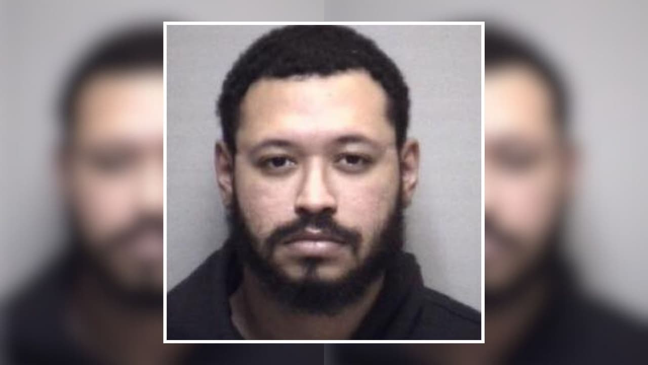 Fijan fianza de $135,000 al acusado de tener más de 50 videos con pornografía infantil en Galveston 