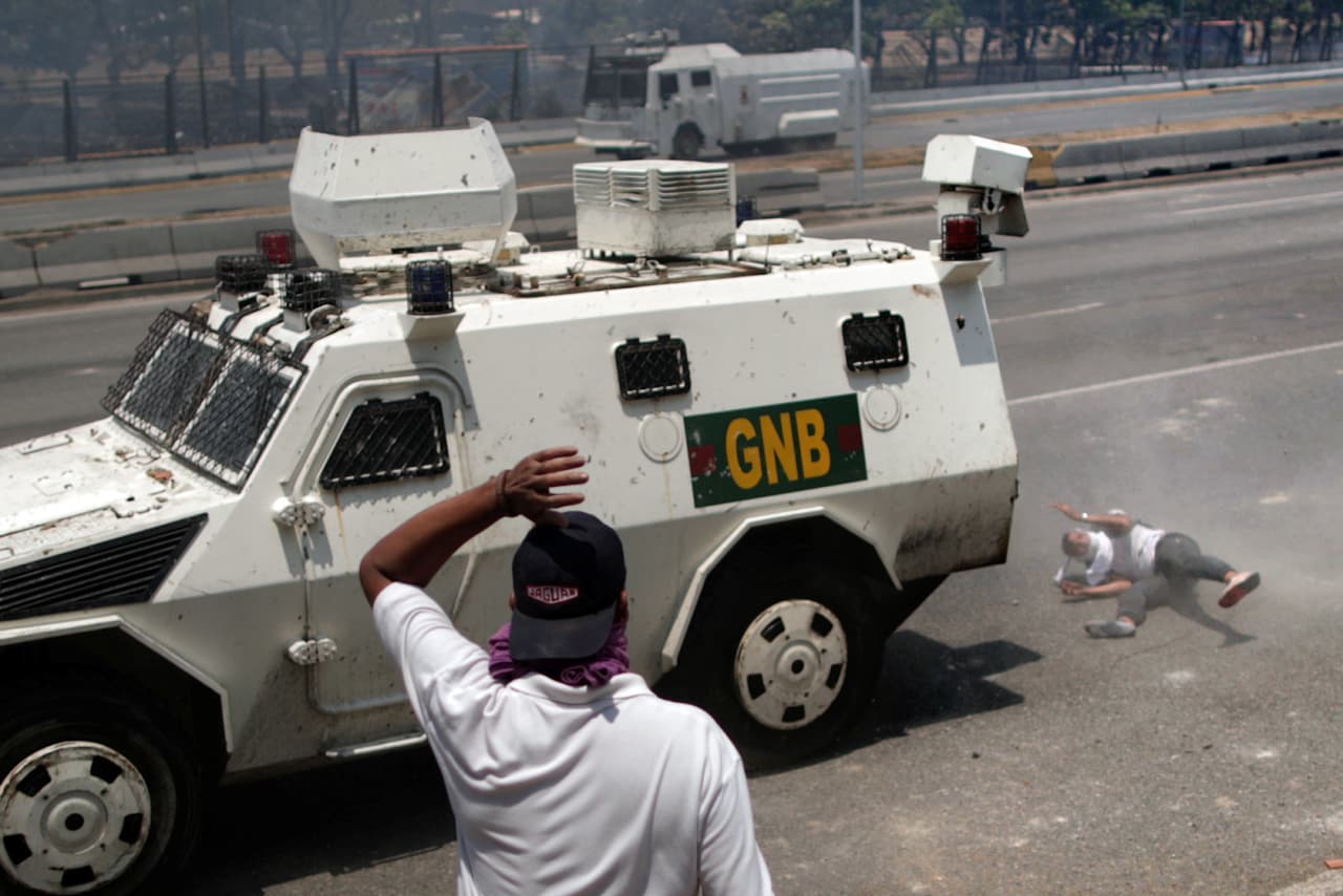 Fuerzas de seguridad en Venezuela arrestan al dirigente opositor Freddy Superlano