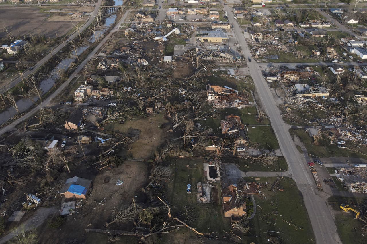 La Agencia Federal para el Manejo de Emergencias (FEMA, en inglés) es el organismo designado para coordinar las operaciones federales de recuperación en las áreas afectadas, mientras que las tareas de evaluación de daños continúan en otras áreas y podrían designarse más condados como receptores de ayuda cuando estas se completen.