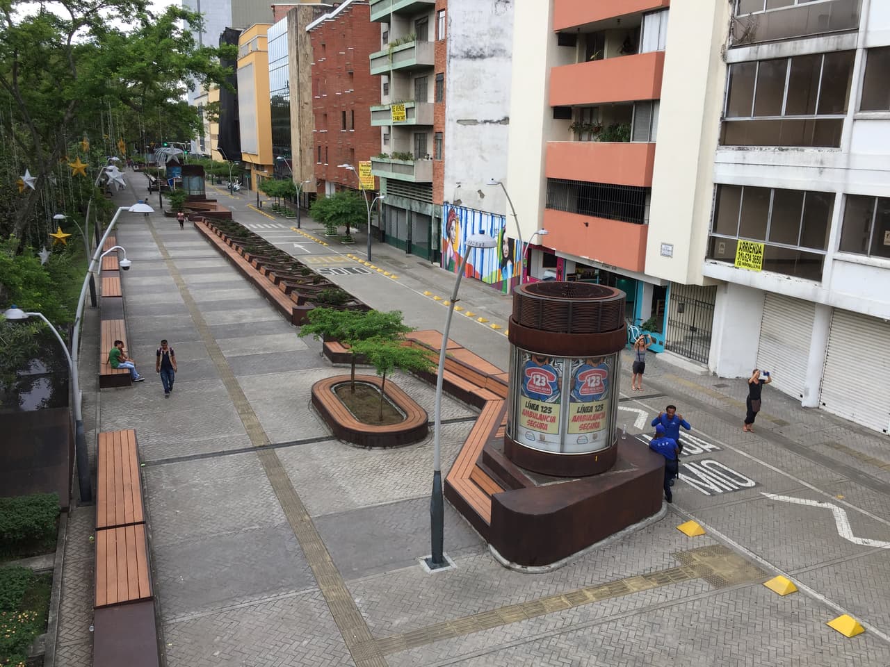 Planificar sin querer queriendo: cómo un corredor de buses en Colombia terminó siendo un paseo para la gente
