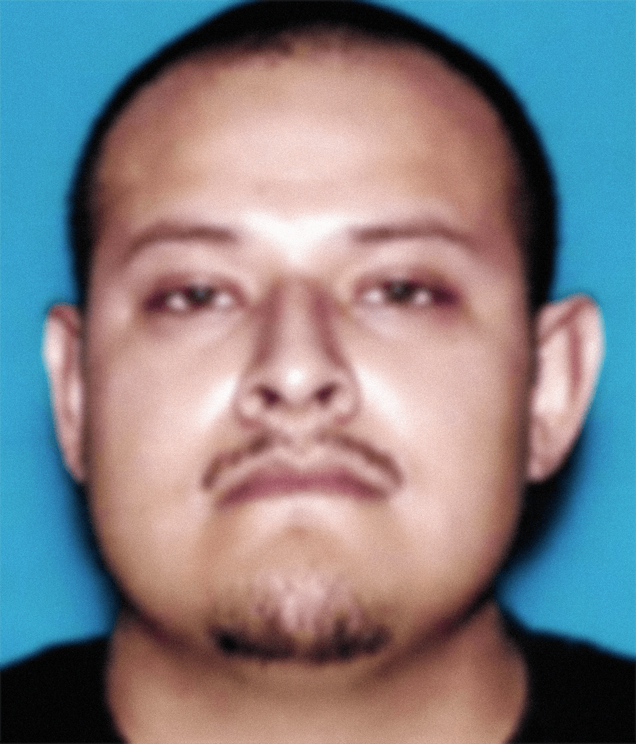 <b>Andrés Zambrano:</b>
<br>Es señalado de actividad pandilleril y está relacionado
<b> </b>con el asesinato de la madre de su hijo en Marzo de 2017 en Los Ángeles. Se cree que puede estar en México o Chicago, lugares con los cuales tiene nexos. El FBI ofrece una recompensa de hasta 5,000 dólares por información que conduzca a su arresto.