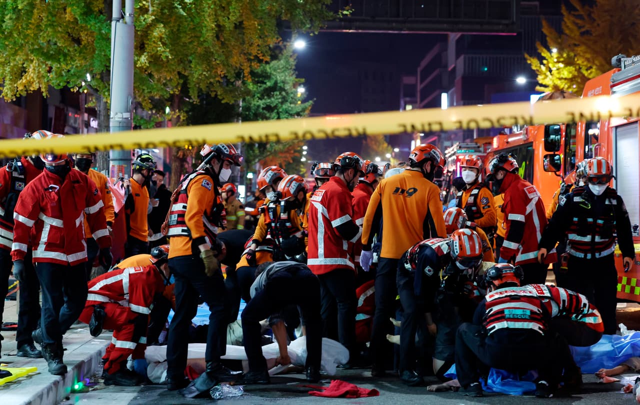 Al menos 154 personas mueren aplastadas en Seúl durante masiva celebración de Halloween