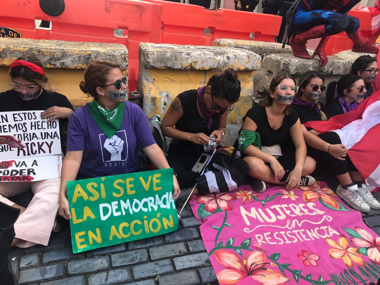 Por cuarto día consecutivo, manifestantes llegan a la Fortaleza en el Viejo San Juan para exigir la renuncia del gobernador Ricardo Roselló.